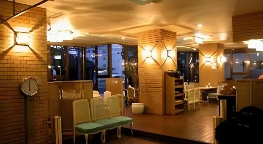 Matsuyama City Hotel 2*, Matsuyama (Ehime) Japan